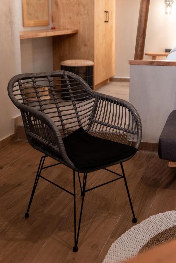 Theros By Agora Luxury Apartments In The Heart Of Heraklion Extérieur photo